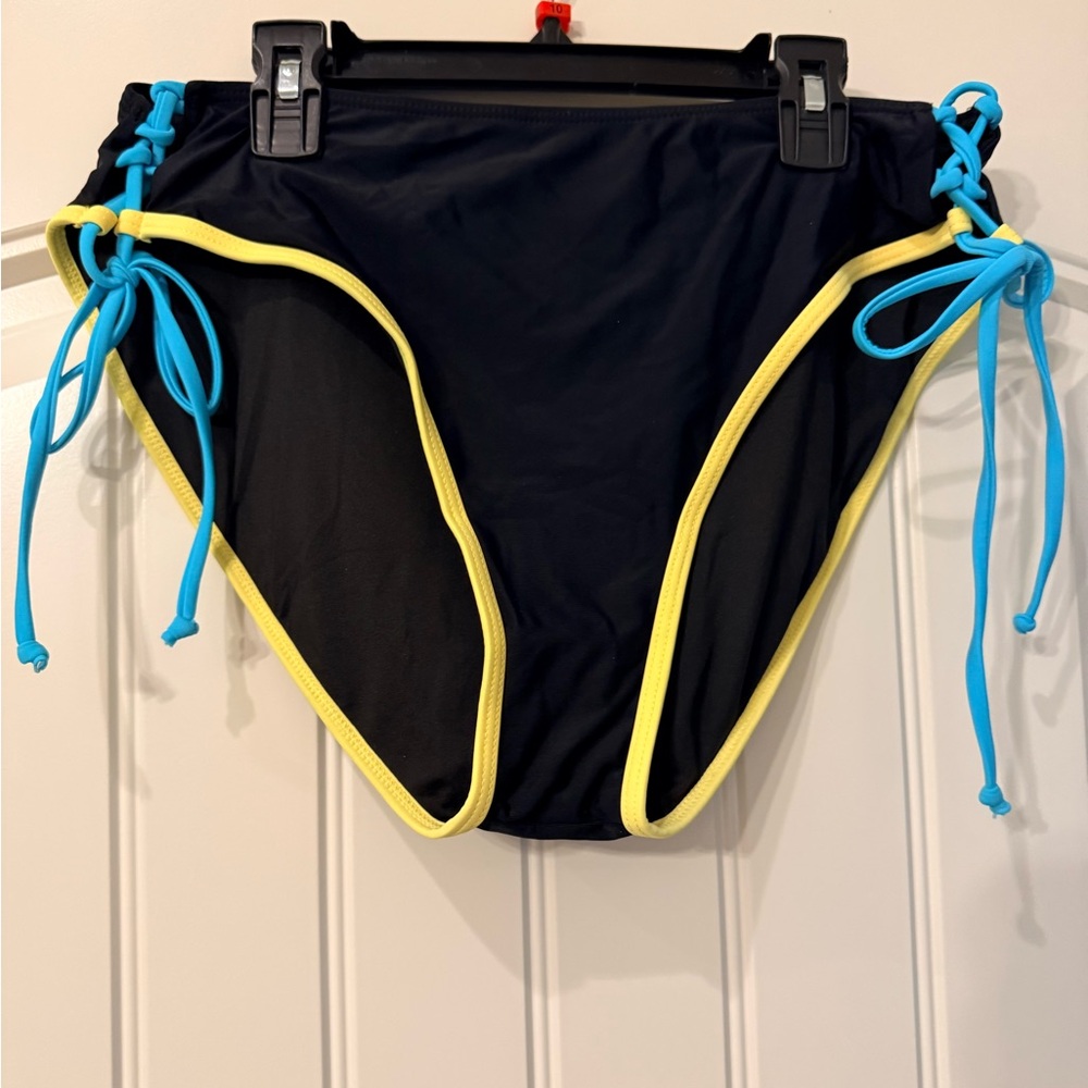 Black Bikini Bottom with Blue and Yellow Details - Picture 3 of 4